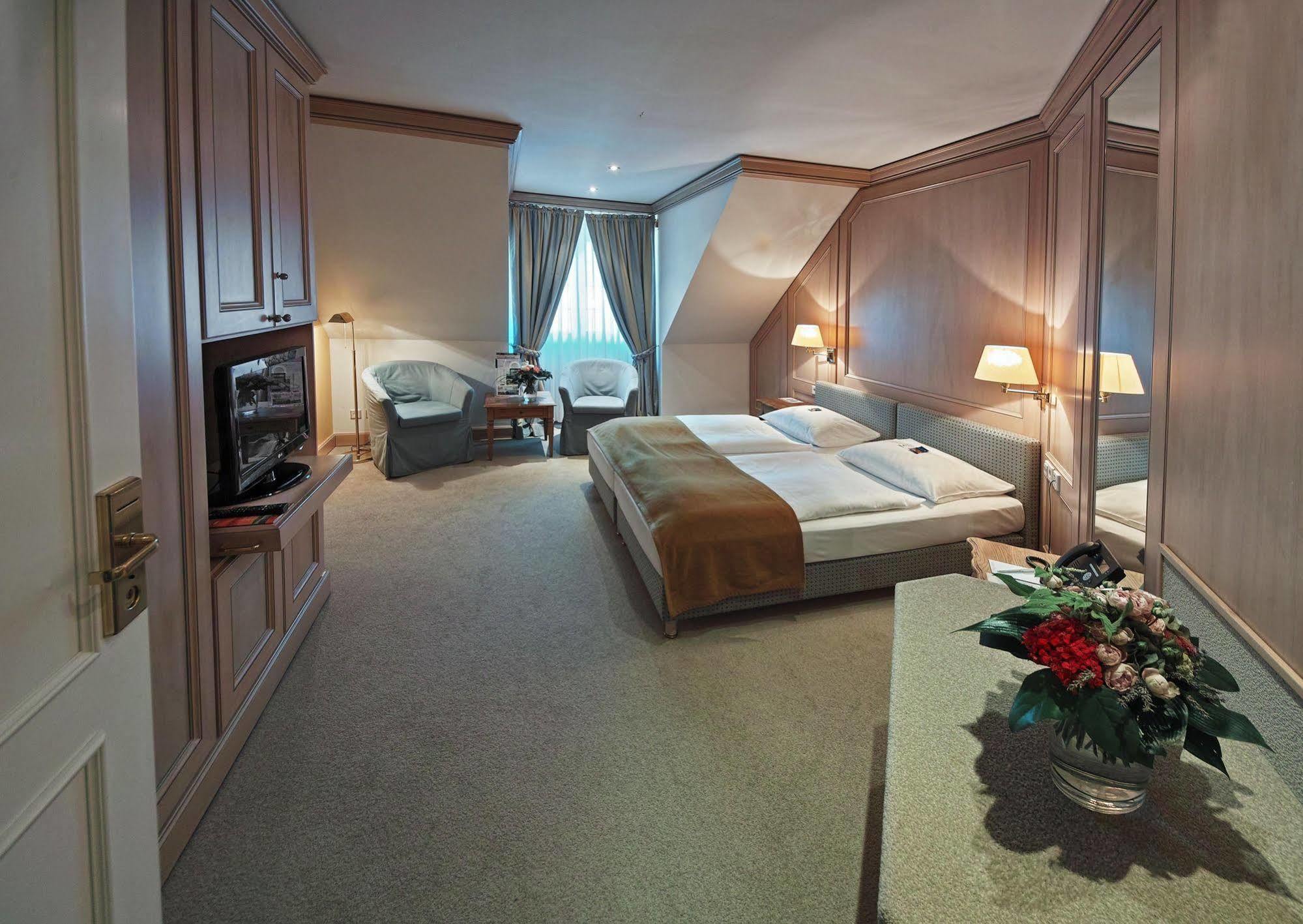 Hofgut Georgenthal Otel Hohenstein Dış mekan fotoğraf